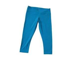 NWOT Zobha Turquoise Yoga Capri Pants